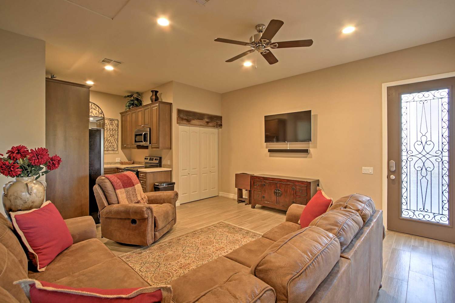 Luxury Thermal Home & Casita 6 Mi to Coachella!