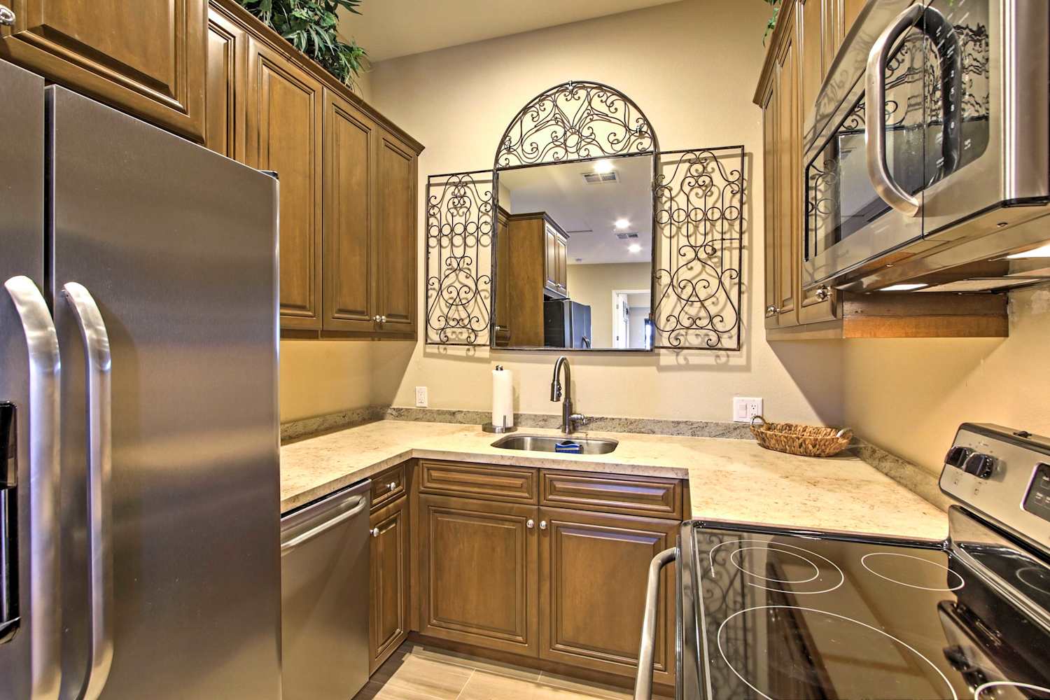 Luxury Thermal Home & Casita 6 Mi to Coachella!