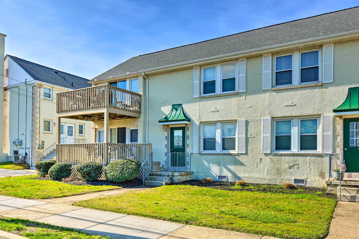 Wildwood Crest Condo 2 Blocks to Beach!