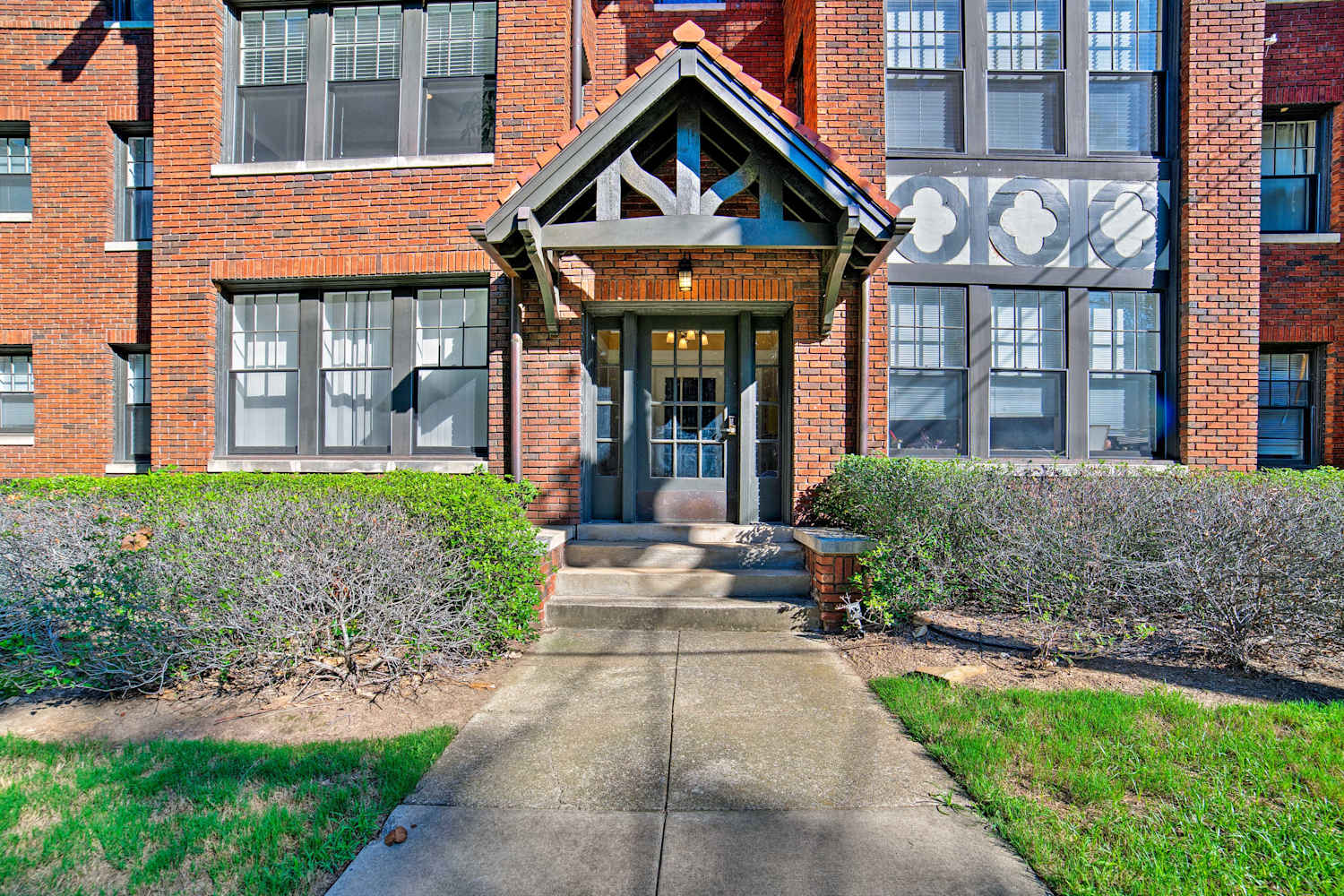 Trendy Condo in Downtown Birmingham: WiFi, Parking