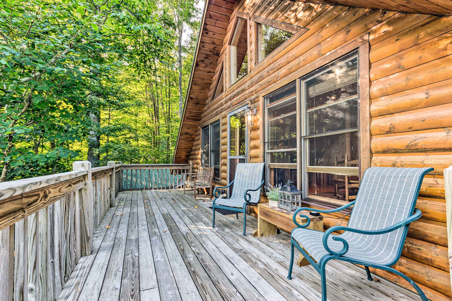 Wolf Laurel Resort MultiFamily Cabins w/Barn