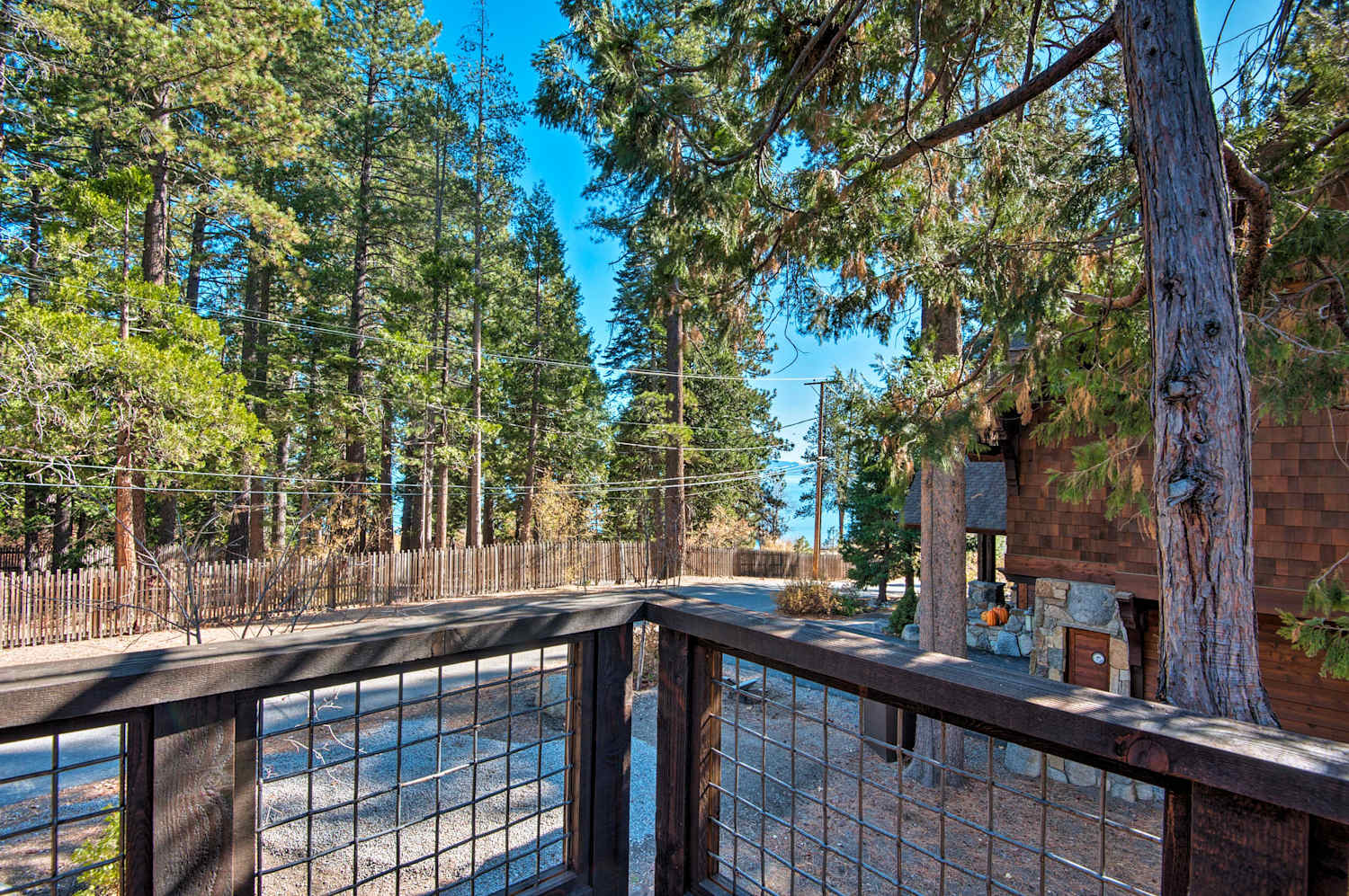 Modern Lakeside Comfort: Walk to Dock & Tahoe City