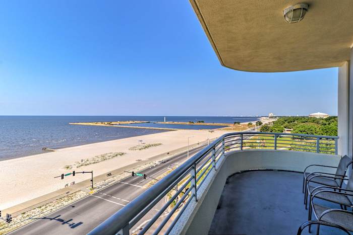 Luxurious Biloxi Beach Condo W Amenities Views Evolve
