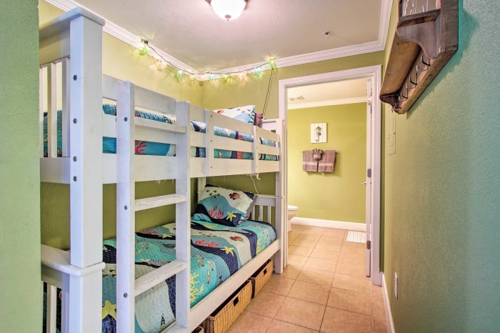 hallway bunk beds