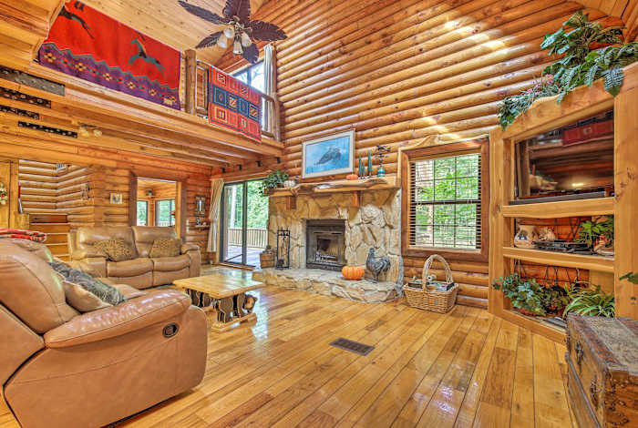 Quiet Inverness Log Cabin W Furnished Deck