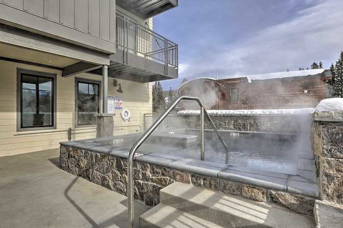 New Winter Park Condo Book 5 Nights Get 1 Free