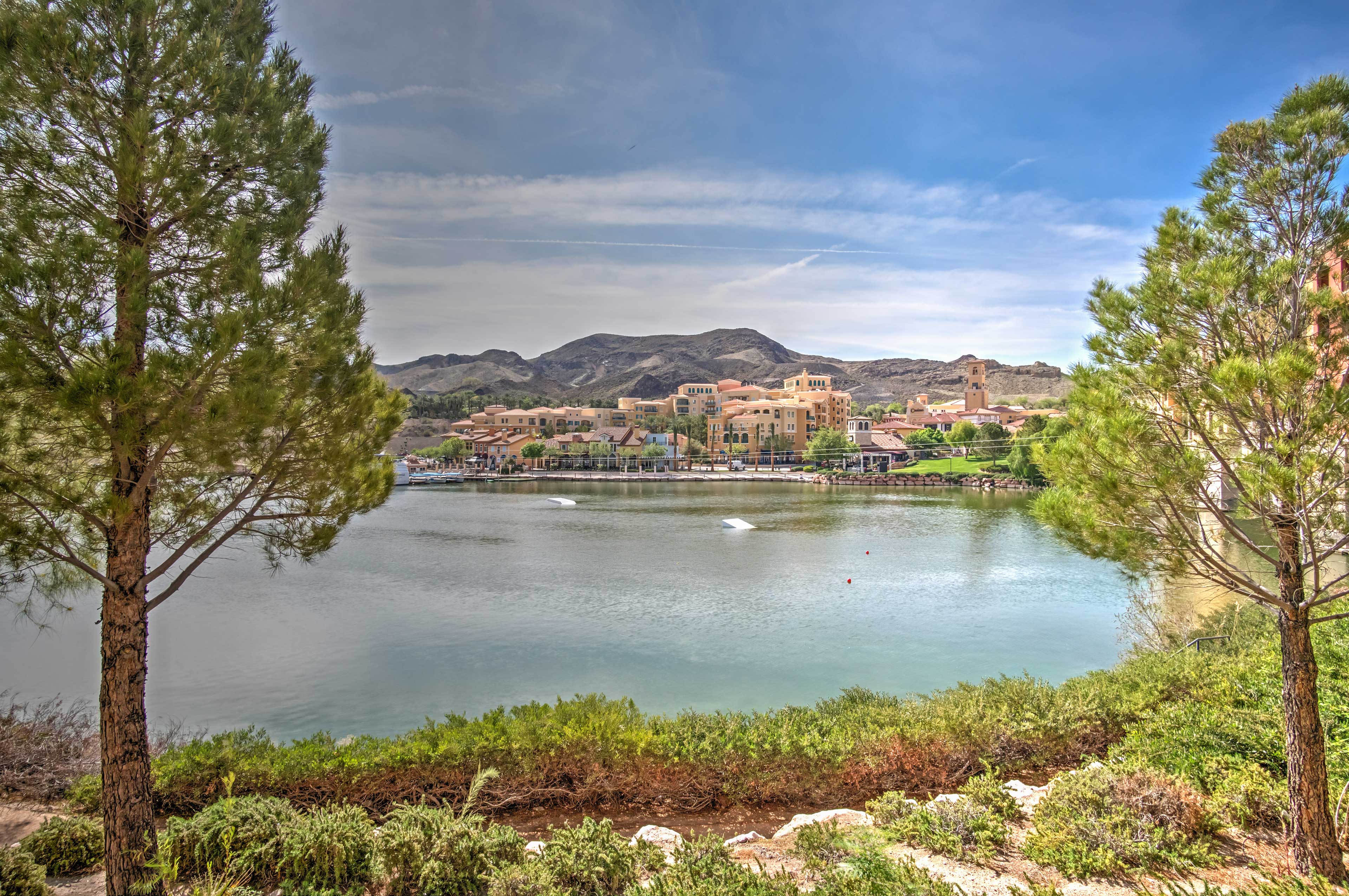 THE BEST Las Vegas Vacation Rentals - Book Now | Evolve, image size:3840x2551