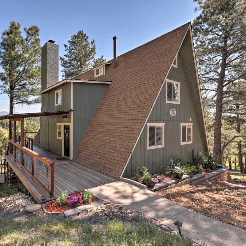 Spacious A-Frame vacation rental cabin with views in Flagstaff, Arizona