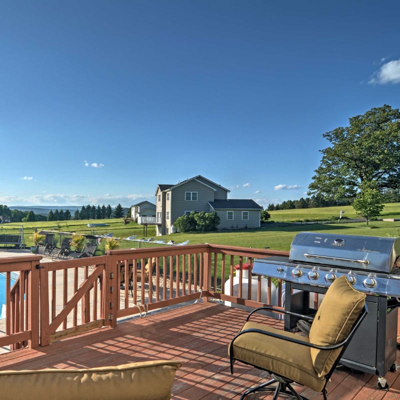 Vacation rental with a deck in The Poconos, Pennsylvania