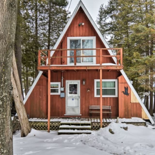 Vacation rental cabin in Boyne Lake, Michigan