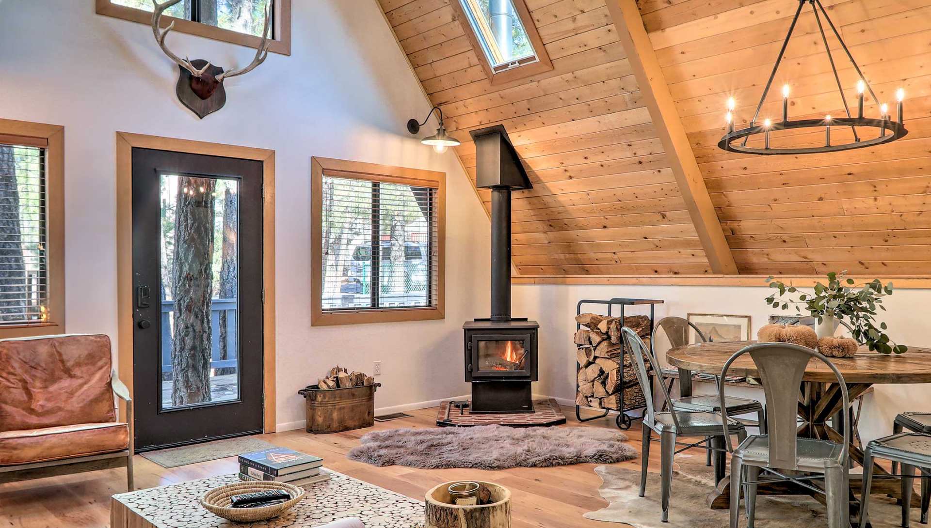The Best Cozy Cabin Rentals for a Hygge Vacation Evolve