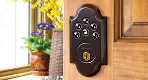 Keyless entry solution with keypad on front door