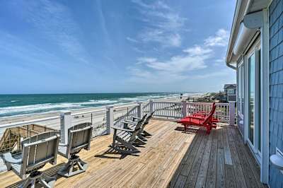 Deck overlooking the ocean from beachfront vacation rental in Topsail Beach, North Carolina