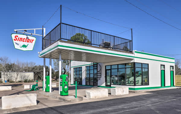 Renovated Sinclair gas station vacation rental located in Schulenburg, TX