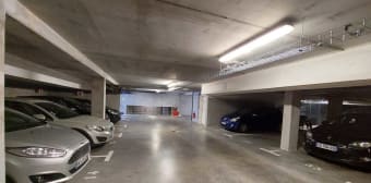 Image 2 - Parking/box · Toulouse (31300) · 12m²