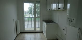 Image 2 - Appartement · Maurepas (78310) · 2 pièces · 47m²