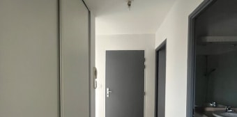 Image 2 - Appartement · Angouleme (16000) · 2 pièces · 49m²