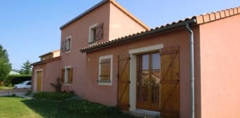Image 1 - Maison/villa · St Remy De Chargnat (63500) · 4 pièces · 105m²