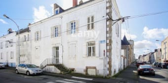 Image 1 - Maison/villa · La Roche Sur Yon (85000) · 10 pièces · 520m²