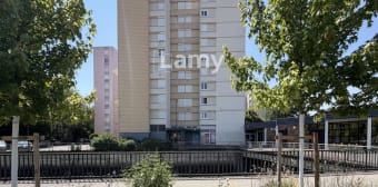Image 1 - Appartement · Vesoul (70000) · 5 pièces · 94m²