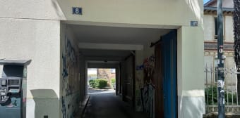 Image 2 - Parking/box · Rennes (35000) · 8m²