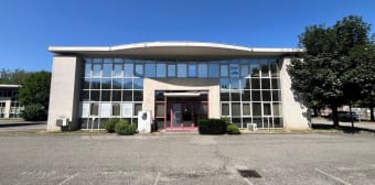 Image 1 - Bureaux · Gieres (38610) · 8 pièces · 141m²