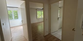 Image 3 - Appartement · Chanteloup Les Vignes (78570) · 2 pièces · 47m²