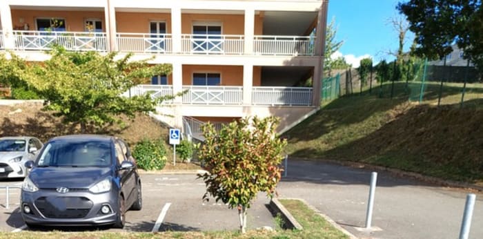 Image 1 sur 3 - Parking/box  ·  Location · Limoges (87000) · 3m²