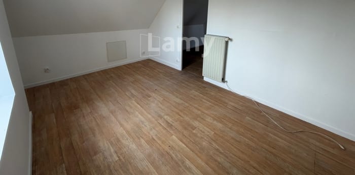 Image 17 sur 18 - Appartement  ·  Location · St Maximin (60740) · 5 pièces · 85m²