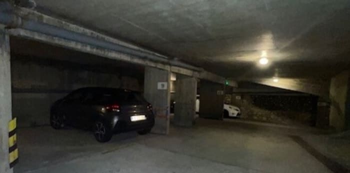 Image 5 sur 5 - Parking/box  ·  Location · Paris (75014) · 5m²
