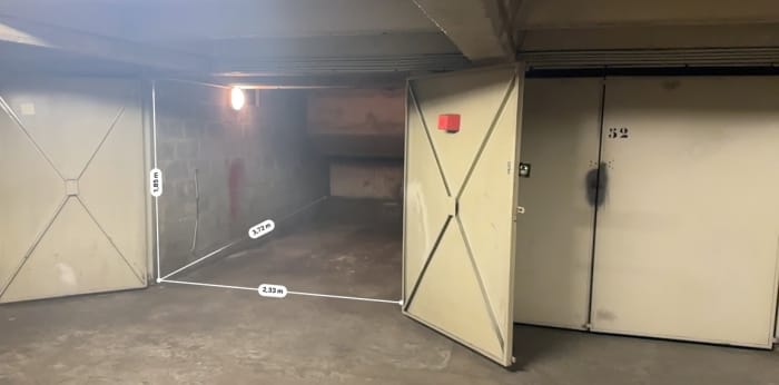 Image 2 sur 7 - Parking/box  ·  Location · Paris (75011) · 12m²