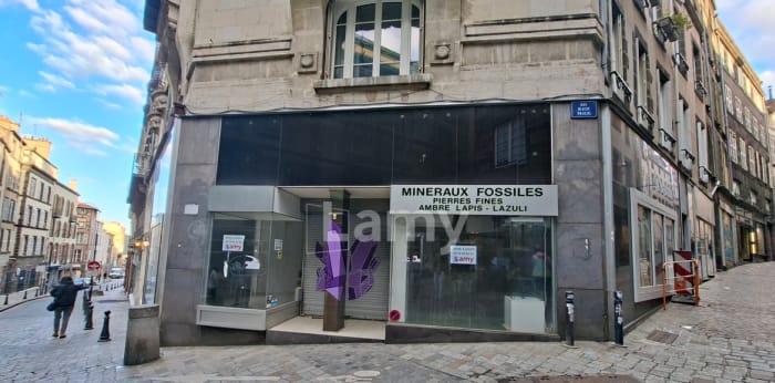 Image 1 sur 8 - Local  ·  Location · Clermont Ferrand (63000) · 69m²