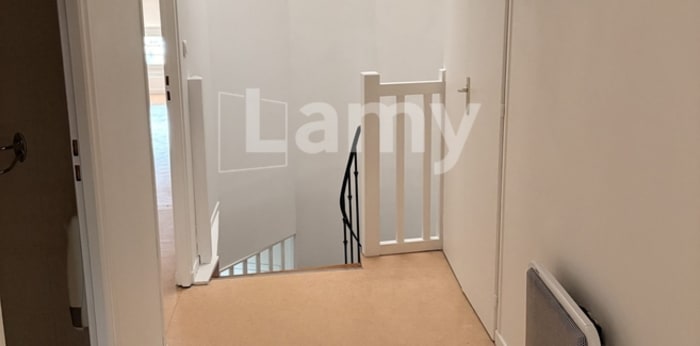 Image 6 sur 8 - Appartement  ·  Location · St Jean En Royans (26190) · 4 pièces · 92m²