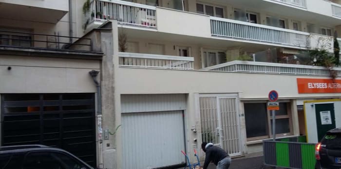 Image 1 sur 1 - Parking/box  ·  Location · Paris (75011) · 12m²