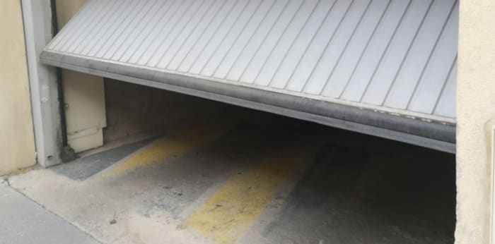 Image 3 sur 3 - Parking/box  ·  Location · Villeurbanne (69100) · 14m²