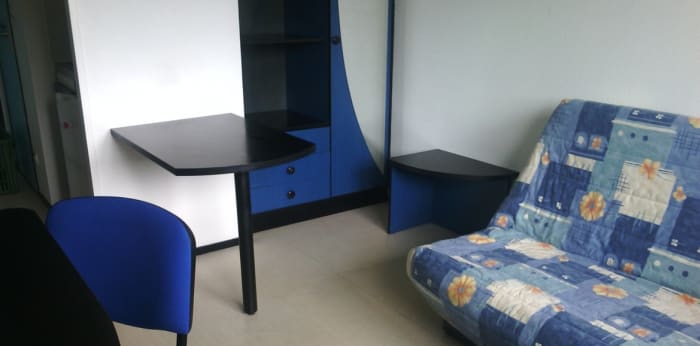 Image 2 sur 4 - Appartement  ·  Location · Poitiers (86000) · 1 pièce · 16m²