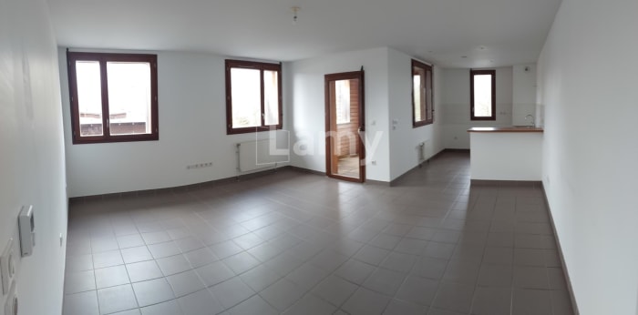 Image 1 sur 12 - Appartement  ·  Location · Nancy (54100) · 3 pièces · 81m²