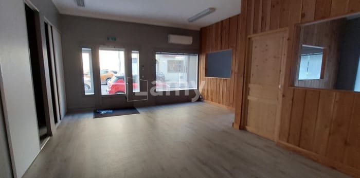 Image 4 sur 9 - Bureaux  ·  Location · Ales (30100) · 116m²
