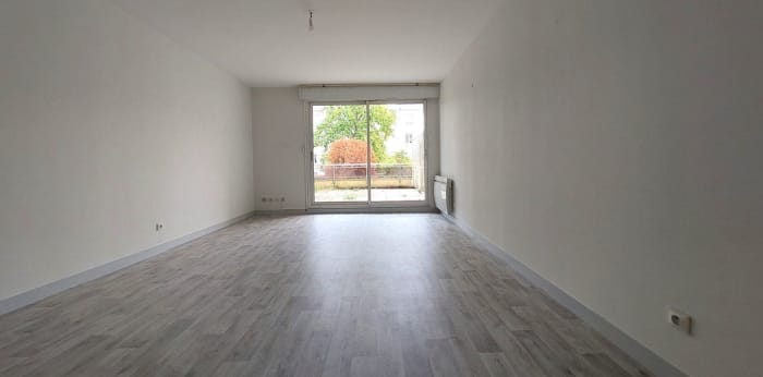 Image 2 sur 11 - Appartement  ·  Location · Limoges (87000) · 1 pièce · 38m²