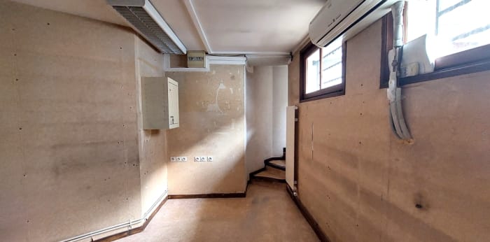Image 6 sur 12 - Local  ·  Location · Limoges (87000) · 108m²