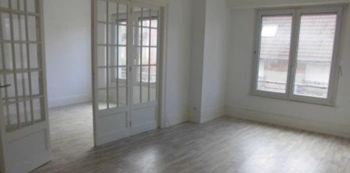 Image 1 sur 9 - Appartement  ·  Location · Belfort (90000) · 4 pièces · 88m²