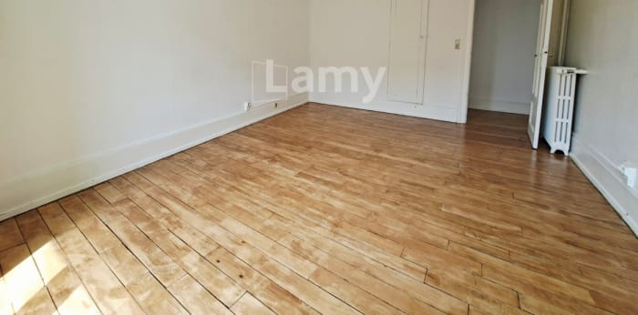 Image 5 sur 9 - Appartement  ·  Location · Belfort (90000) · 4 pièces · 88m²