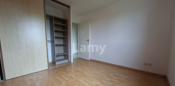 Image 4 sur 8 - Appartement  ·  Location · Ste Suzanne (25630) · 3 pièces · 64m²