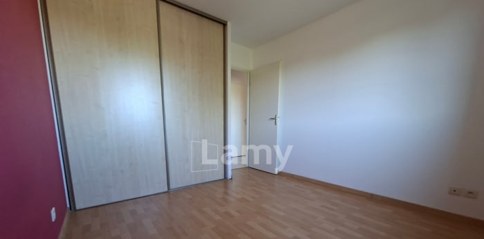 Image 3 sur 8 - Appartement  ·  Location · Ste Suzanne (25630) · 3 pièces · 64m²