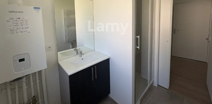 Image 1 sur 8 - Appartement  ·  Location · Etampes (91150) · 2 pièces · 42m²