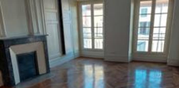 Image 1 sur 8 - Appartement  ·  Location · Issoire (63500) · 3 pièces · 106m²