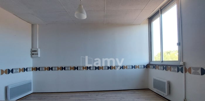 Image 4 sur 9 - Appartement  ·  Location · Limoges (87000) · 2 pièces · 24m²