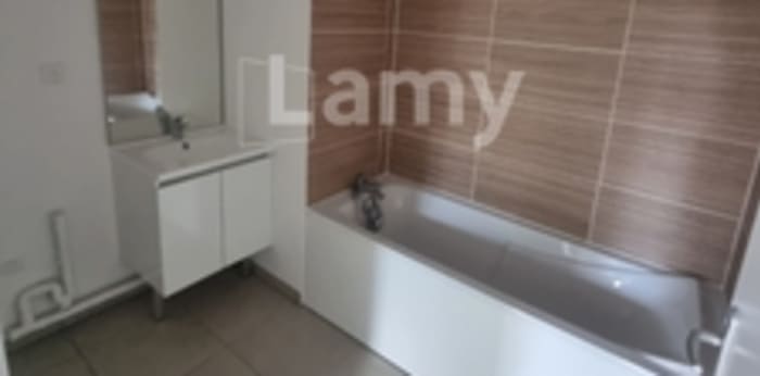 Image 4 sur 7 - Appartement  ·  Location · Armentieres (59280) · 4 pièces · 96m²