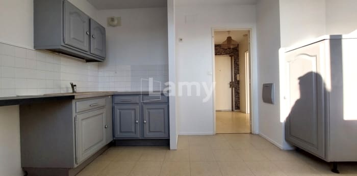 Image 3 sur 12 - Appartement  ·  Location · Limoges (87100) · 2 pièces · 60m²