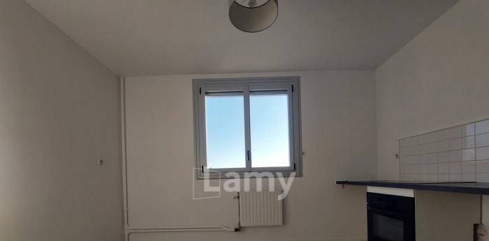 Image 5 sur 12 - Appartement  ·  Location · Limoges (87100) · 2 pièces · 60m²